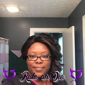 Meet your Posher, Janika